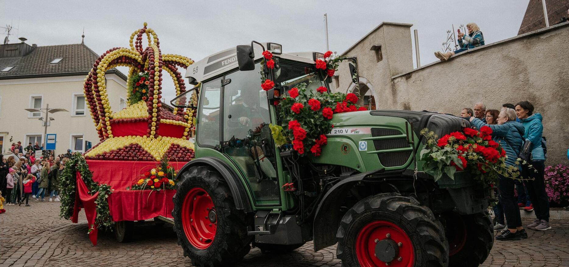 Sfilata della festa della mela
