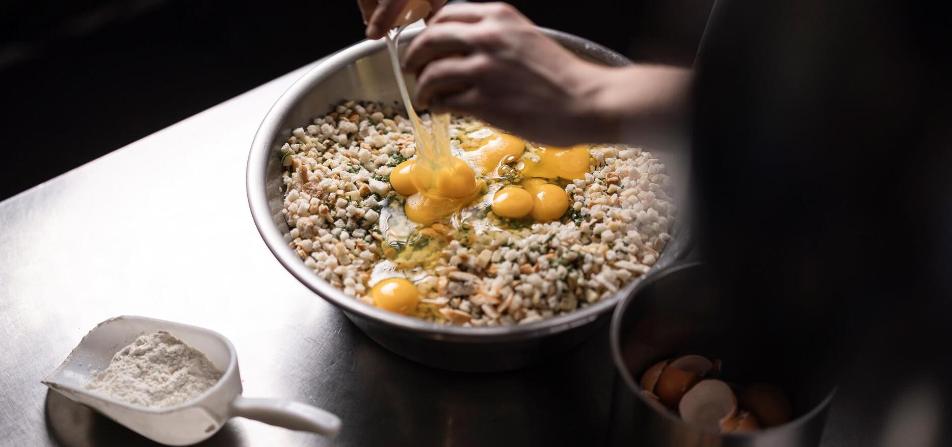 Preparazione dei canederli